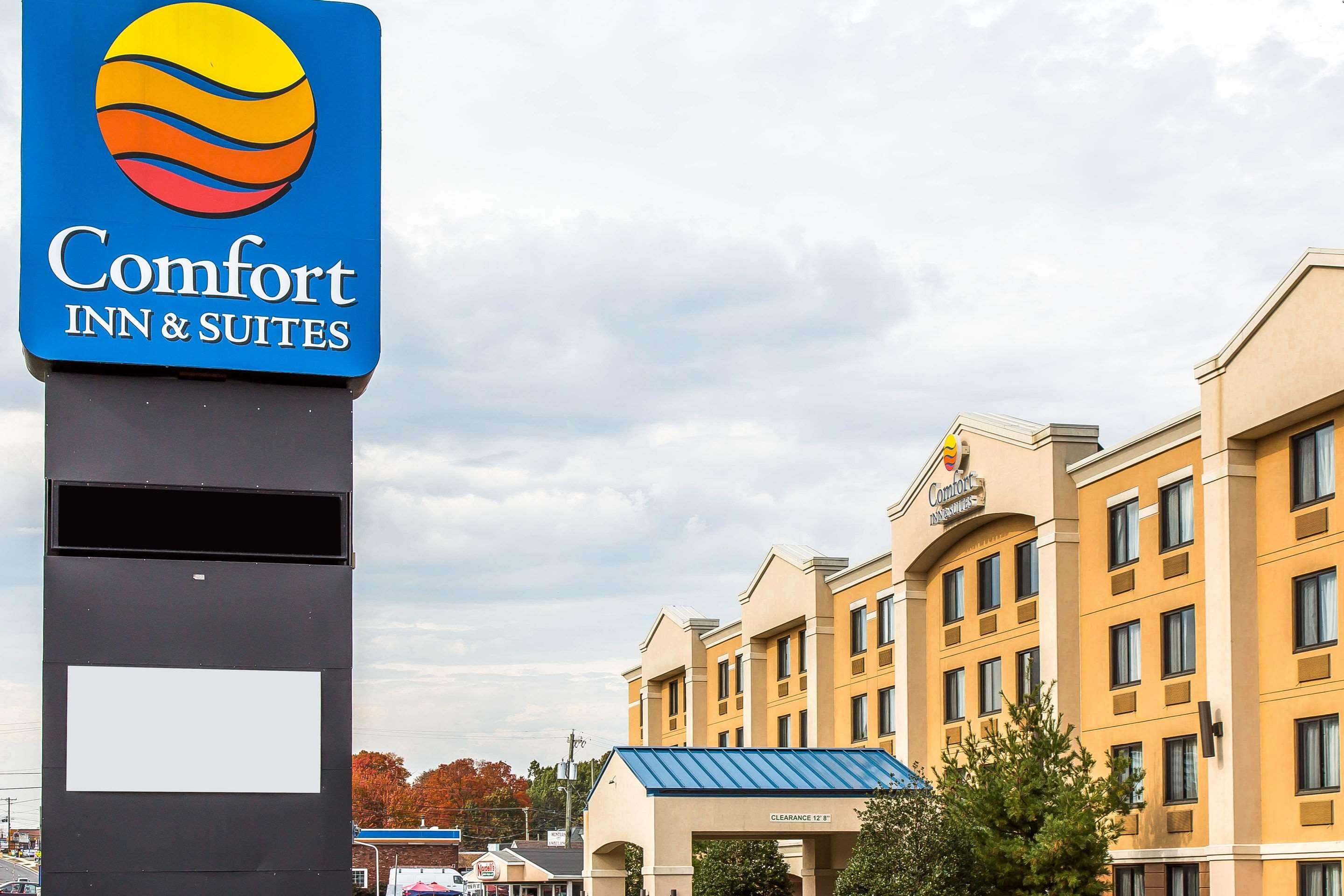 Comfort Inn & Suites Meriden Exterior foto
