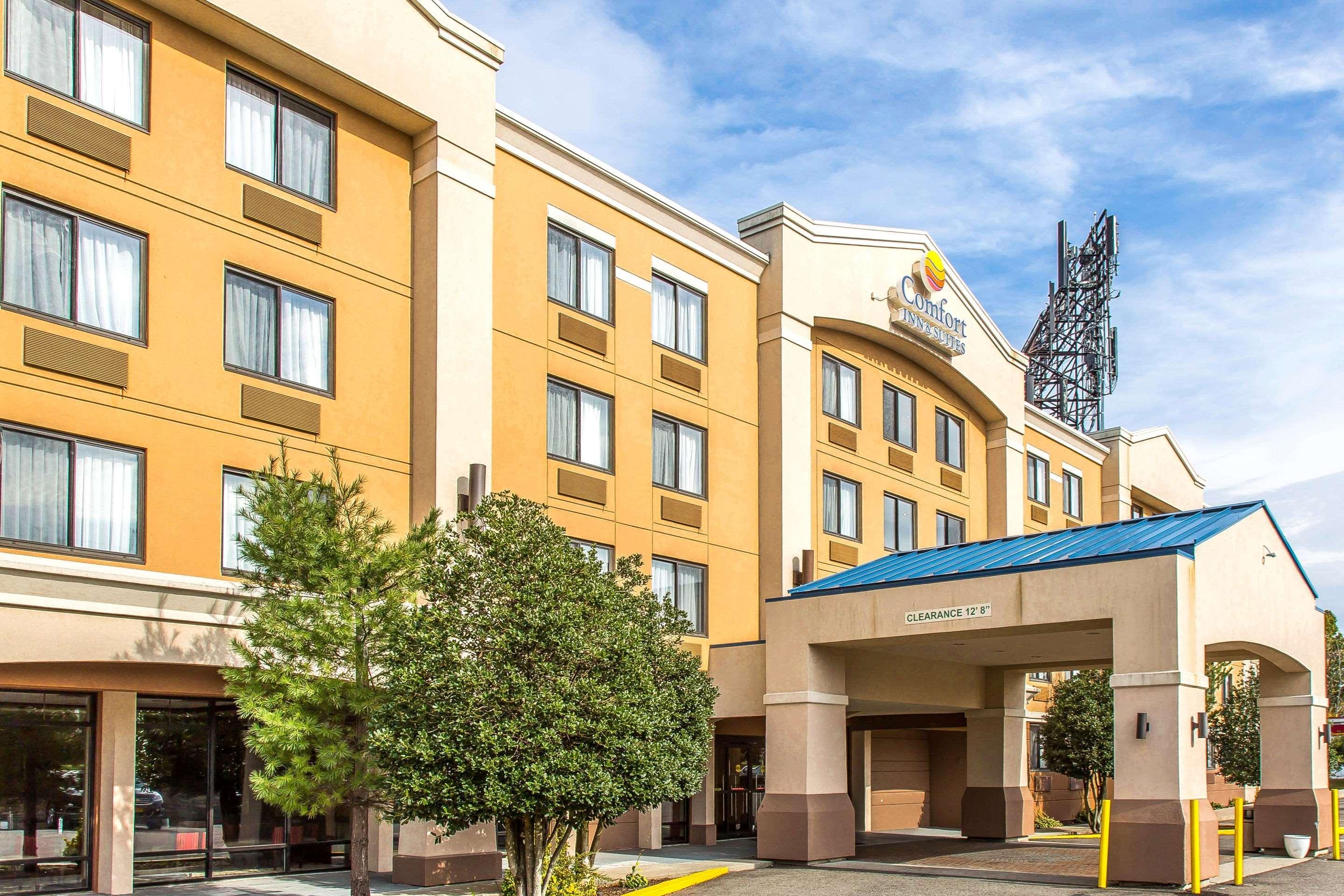 Comfort Inn & Suites Meriden Exterior foto